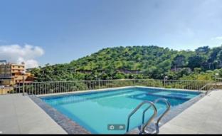 leopard valley resort