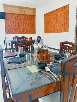 Leopard Valley Resort,,2 star