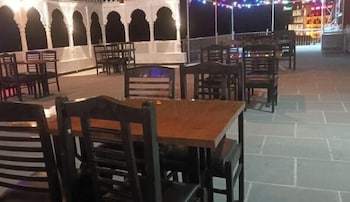 leopard valley resort