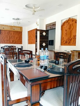 leopard valley resort