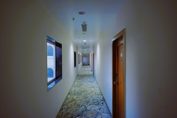 Sugan Hotel & Resort,,3 star