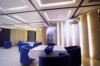 trevon siya ramaya inn
