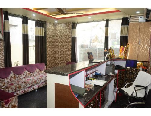 m k hotel and restaurant
