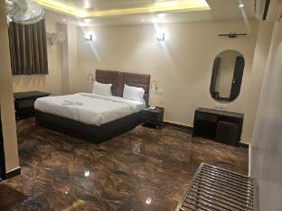 shahenshah hotel