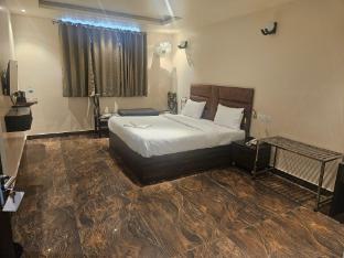 shahenshah hotel