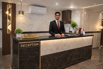 shahenshah hotel