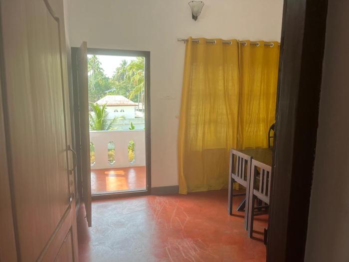taaraa loca yoga spiritual n dorms