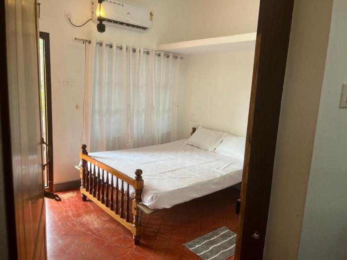 taaraa loca yoga spiritual n dorms