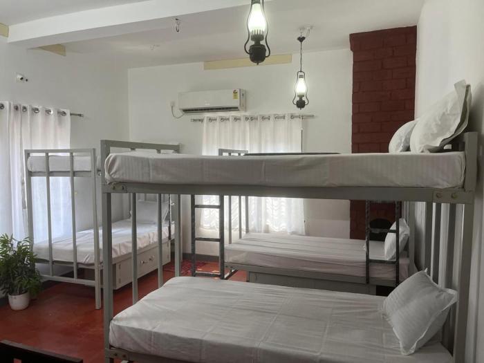 taaraa loca yoga spiritual n dorms