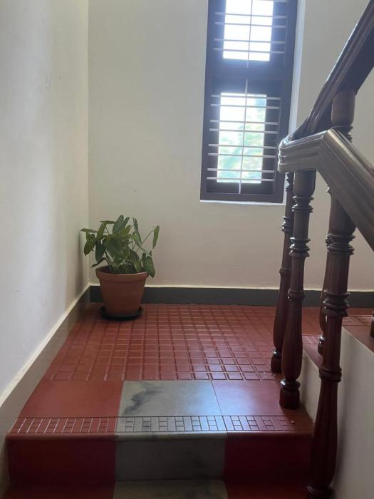 taaraa loca yoga spiritual n dorms