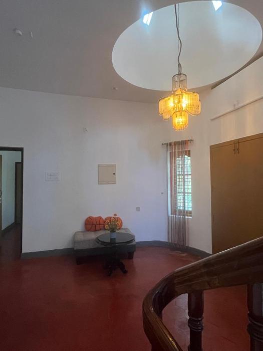 taaraa loca yoga spiritual n dorms