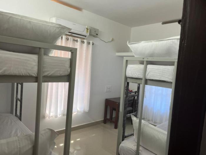 taaraa loca yoga spiritual n dorms