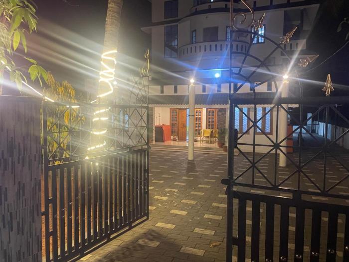 taaraa loca yoga spiritual n dorms