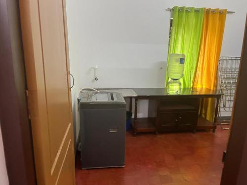 taaraa loca yoga spiritual n dorms
