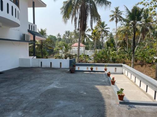 taaraa loca yoga spiritual n dorms