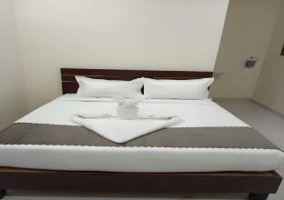 hotel rvs square