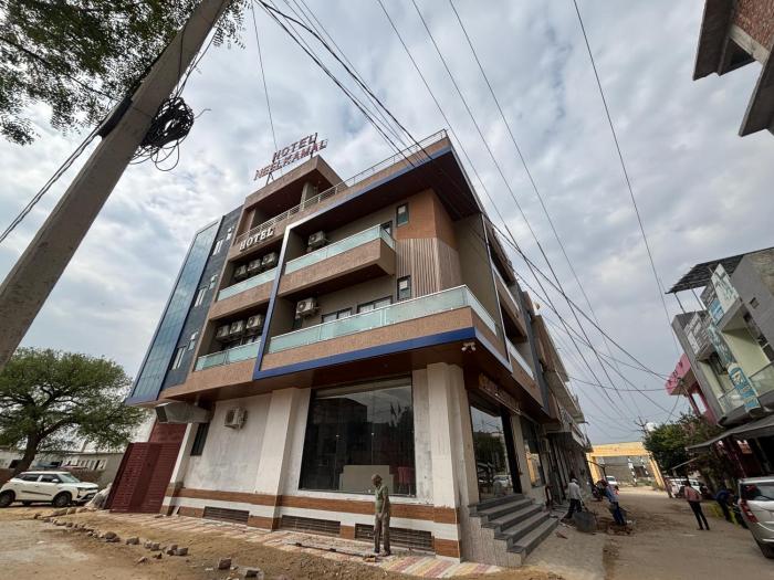 hotel neel kamal
