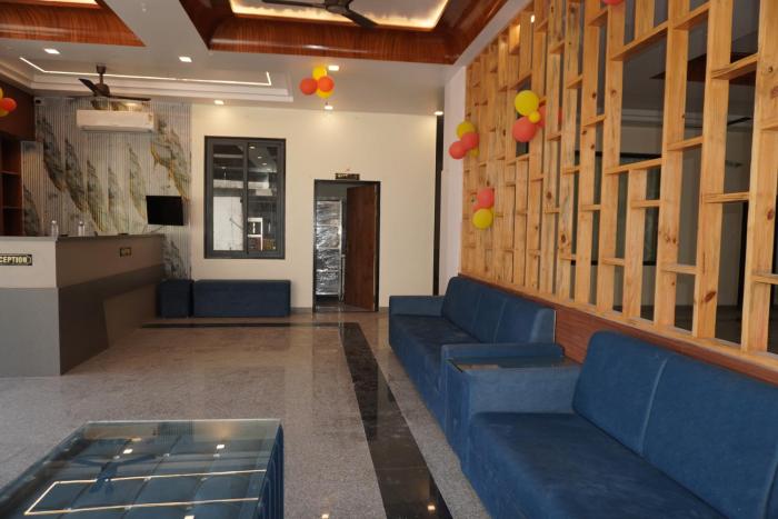 hotel neel kamal