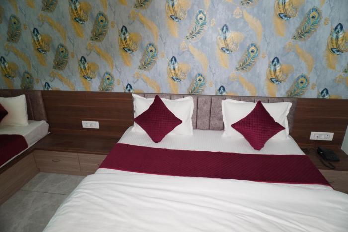hotel neel kamal