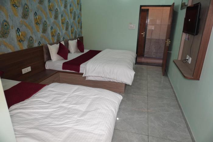hotel neel kamal