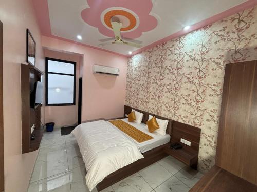 hotel neel kamal