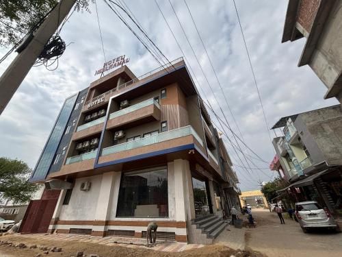 hotel neel kamal