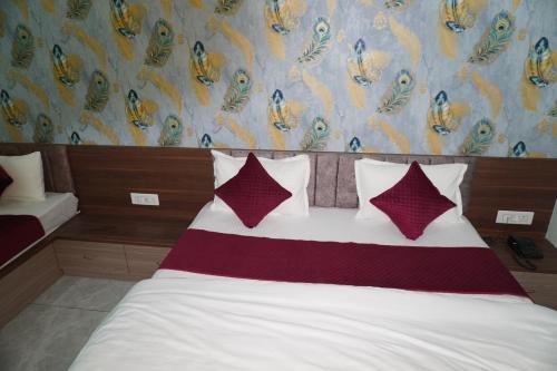 hotel neel kamal