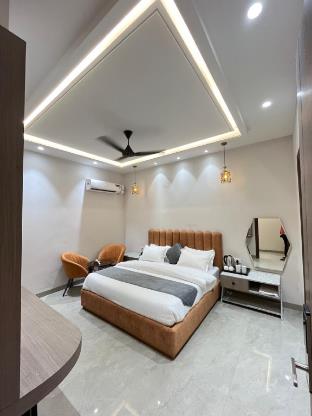 hotel cloud castle ludhiana