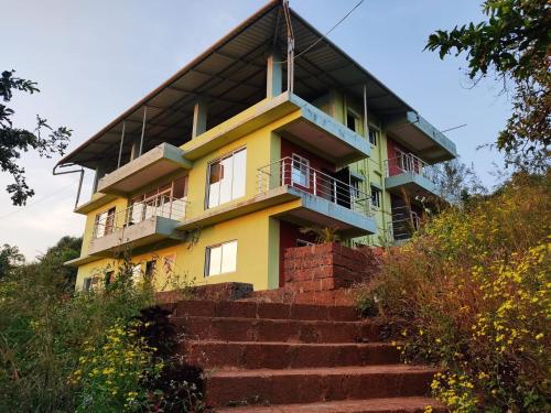 Red Soil Strawberry Farm Villa,,2 star