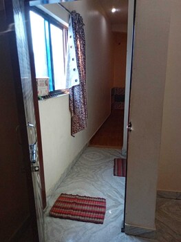 Shri Kishori Kunj Home Stay,,2 star