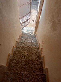 shri kishori kunj home stay