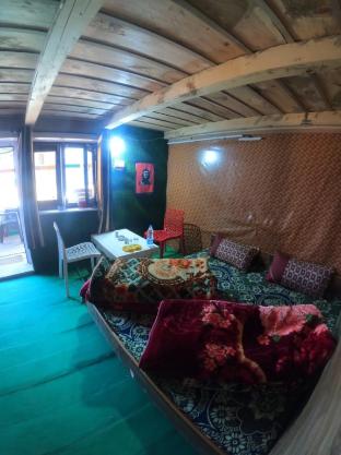 vedas homestay waichin valley