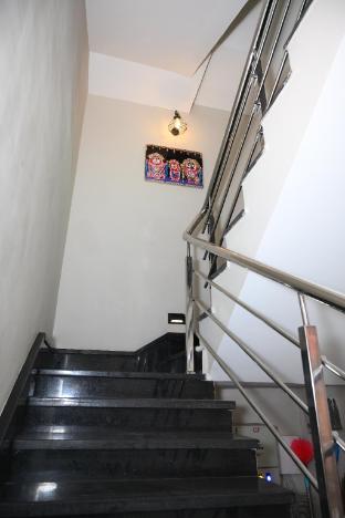raju inn