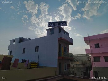 raju inn