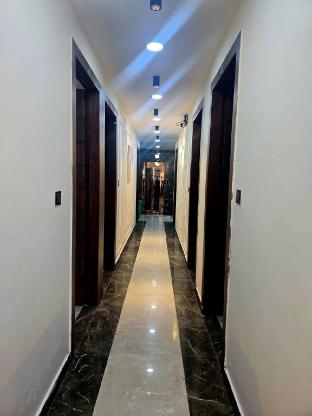 sg royal portico