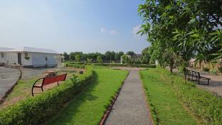 chandraprabha sky jawai resort