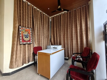 Shree Ji Palace,,3 star