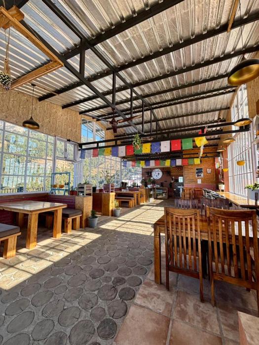 oakridge by the aravali story