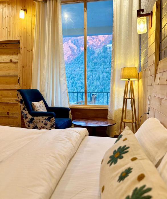 oakridge by the aravali story