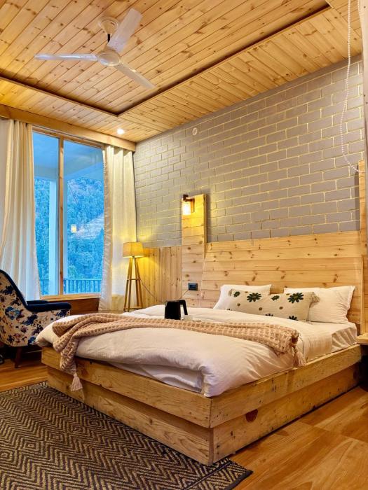 oakridge by the aravali story