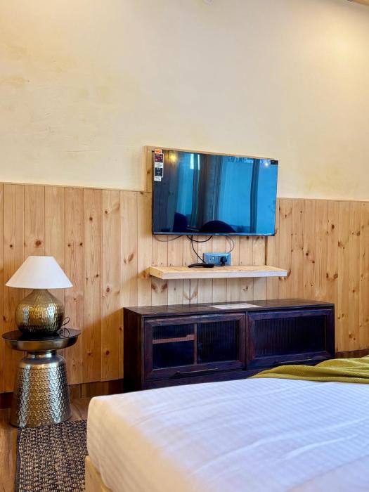 oakridge by the aravali story
