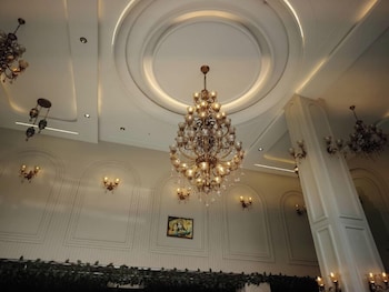 Hotel The Crown Prince,,3 star