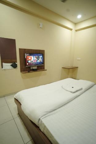 hotel mokshita