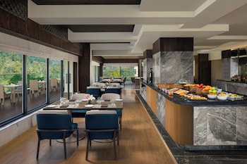 le meridien dehradun india resort and spa