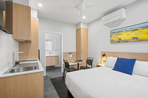 avenue west studio units
