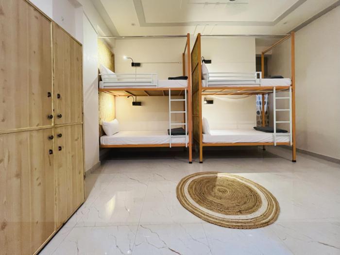 live free hostel dehradun