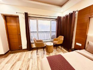 The Alkonost,,3 star