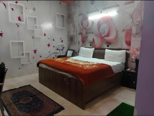 govind residency near india expo mart greater noida