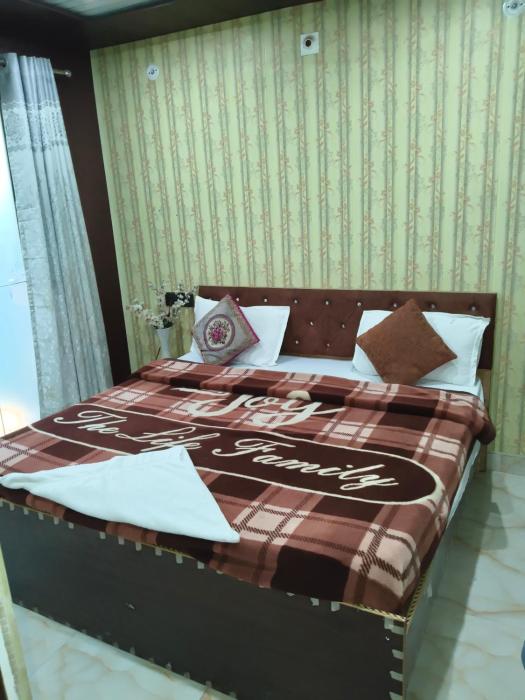 govind residency near india expo mart greater noida