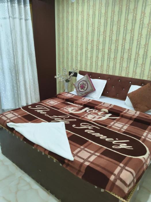 govind residency near india expo mart greater noida